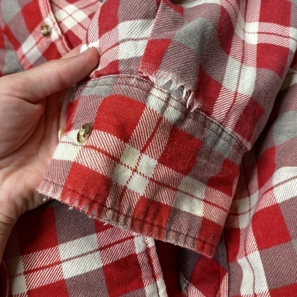 Vintage Outdoor Exchange Red Plaid Quilt Lined Button Up Shirt Medium - Picture 8 of 9